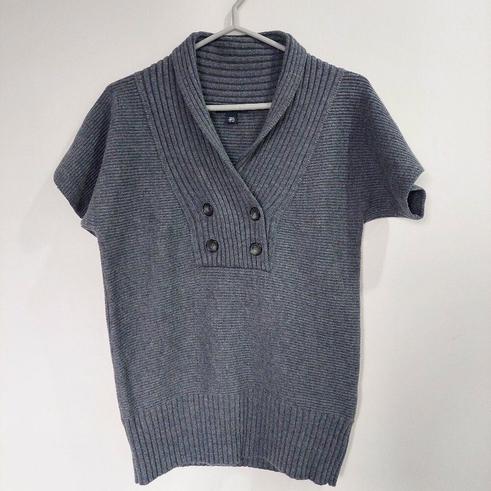Banana Republic Women's Medium Gray 100% Wool Short Dolman Sleeve Sweater